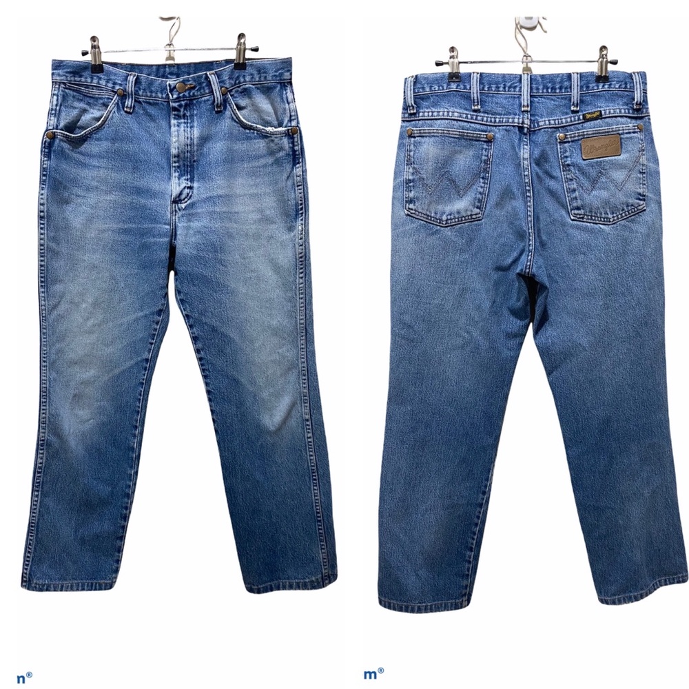 Wrangler vintage look distressed light wash jeans